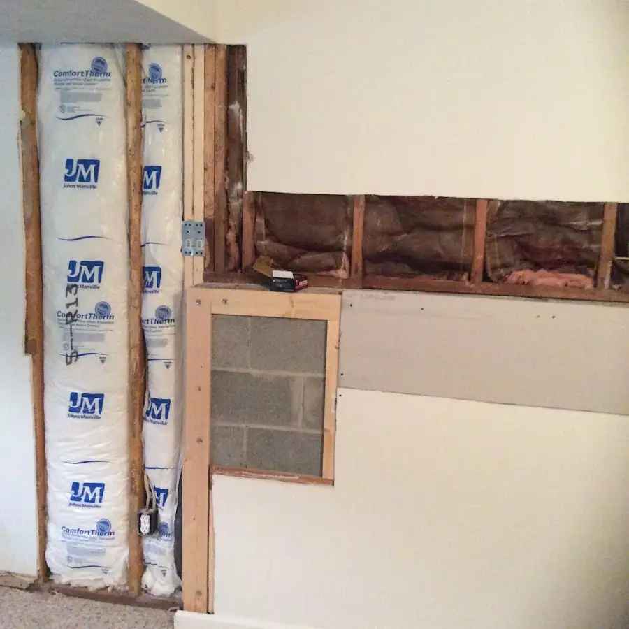 Wall insulation replacement during Structural Drying in Waterloo